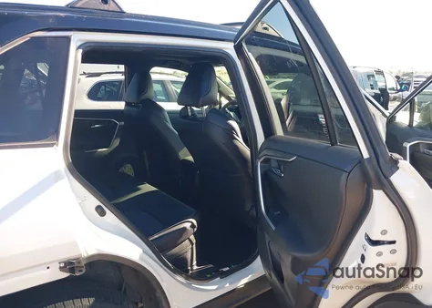 2020 Toyota Rav4 Hybrid Xse z USA, uszkodzony, nr VIN JTMEWRFV5LD541053